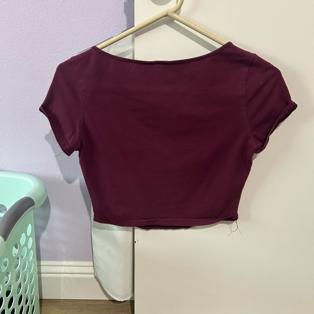 burgundy crop top
